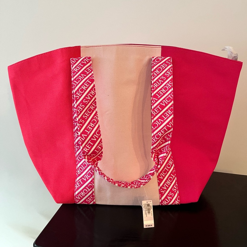 Victoria’s Secret Colorblock Tote